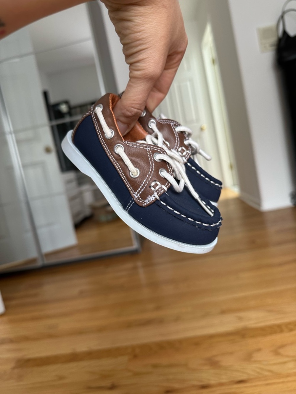 baby boy dress shoes / moccasins